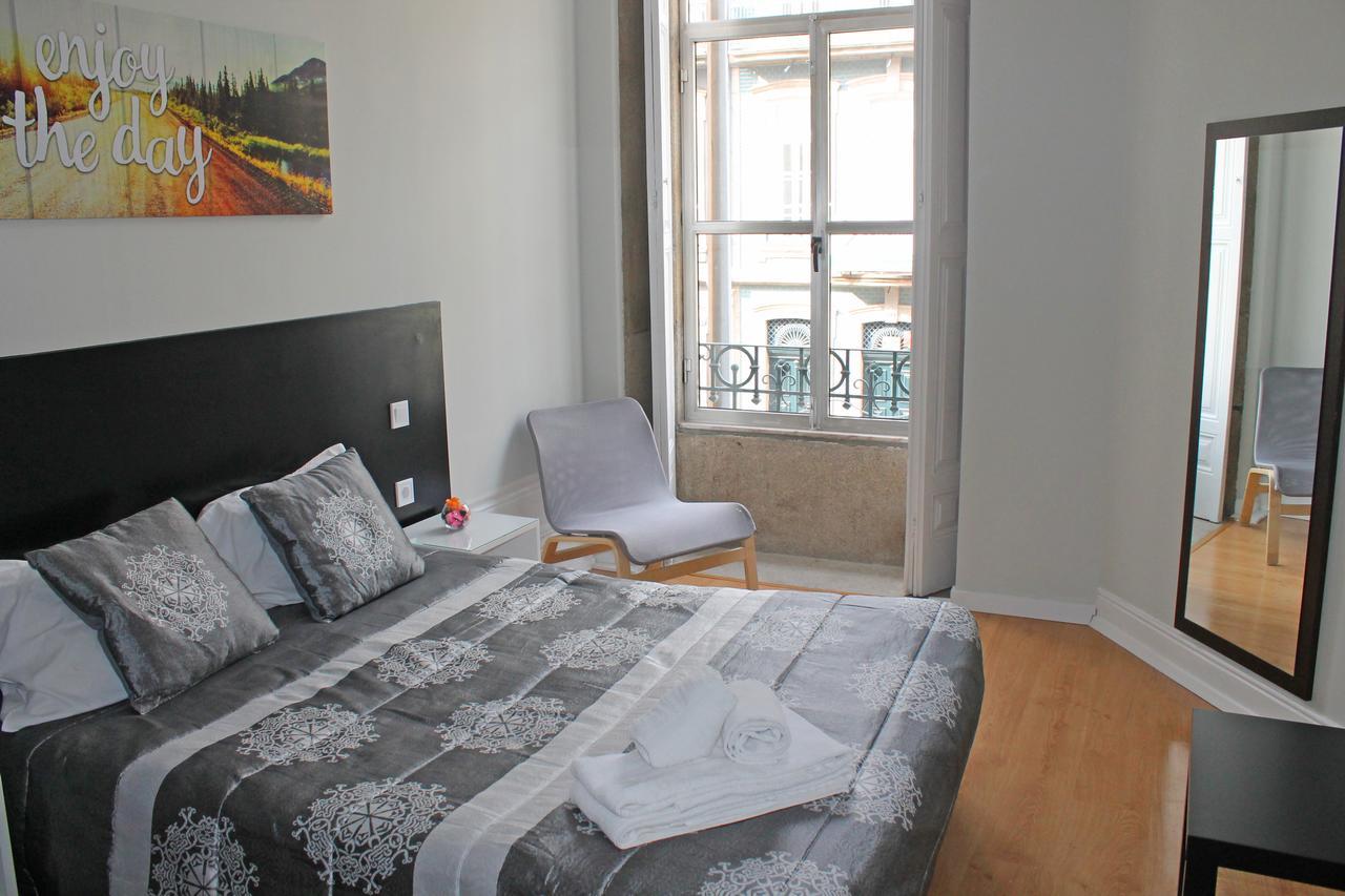 Lunar Guest House Porto Bagian luar foto