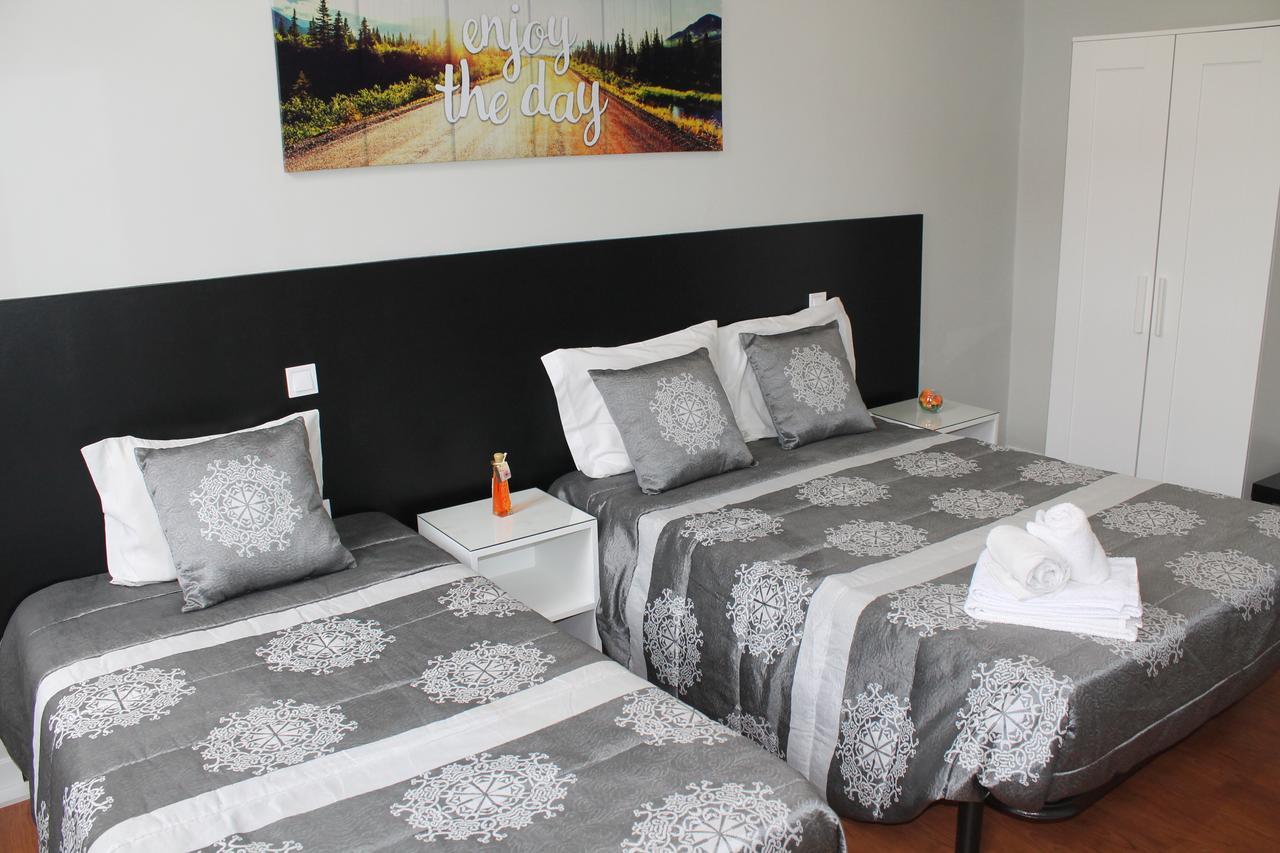 Lunar Guest House Porto Bagian luar foto