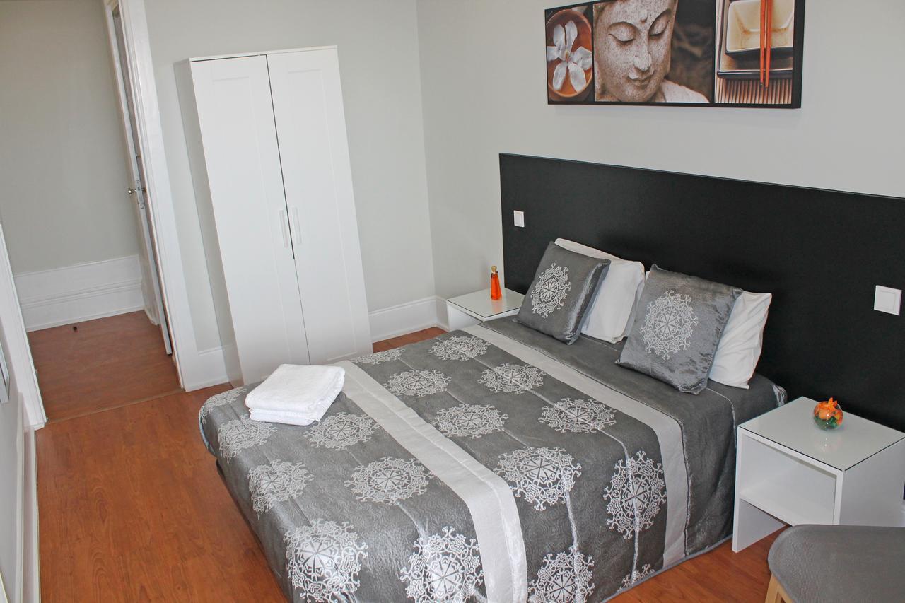 Lunar Guest House Porto Bagian luar foto