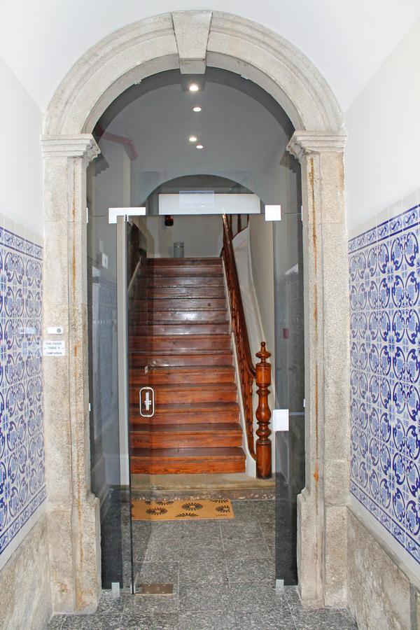 Lunar Guest House Porto Bagian luar foto