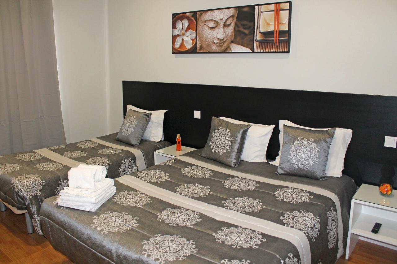 Lunar Guest House Porto Bagian luar foto