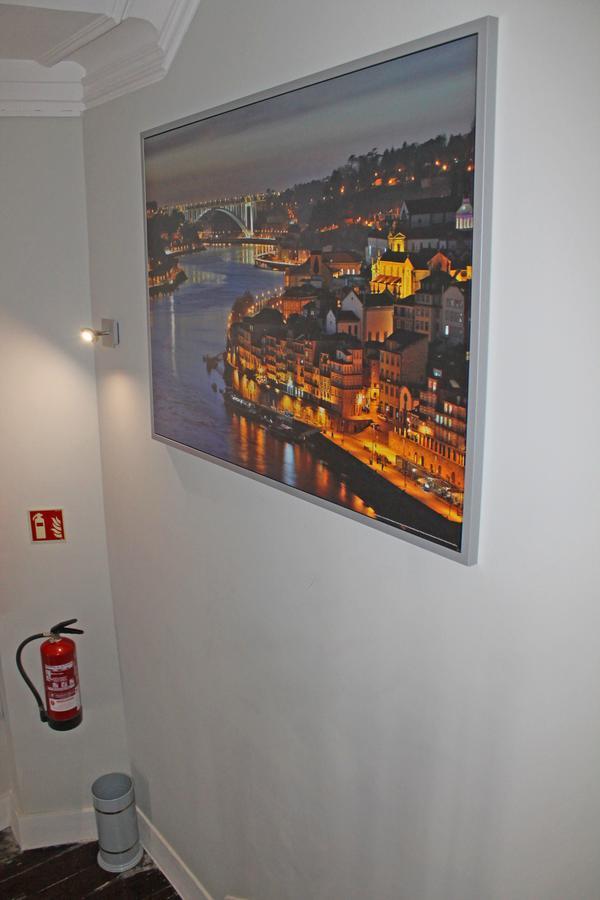 Lunar Guest House Porto Bagian luar foto